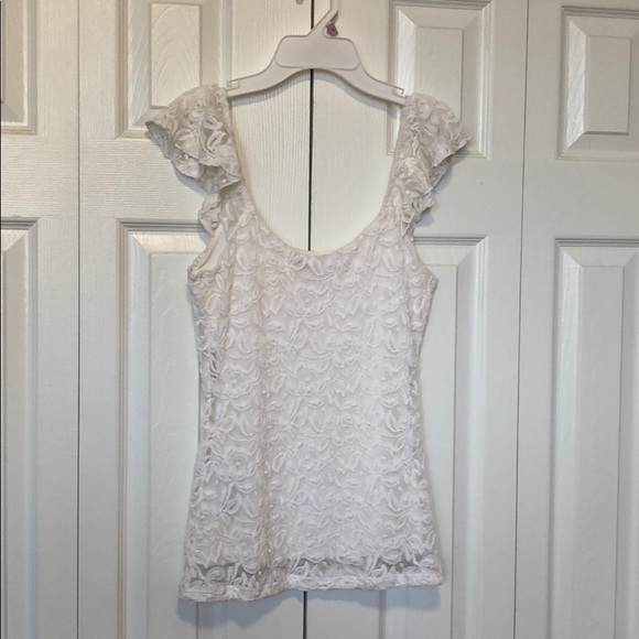 2 for 40 Guess lace tops - Picture 5 of 7